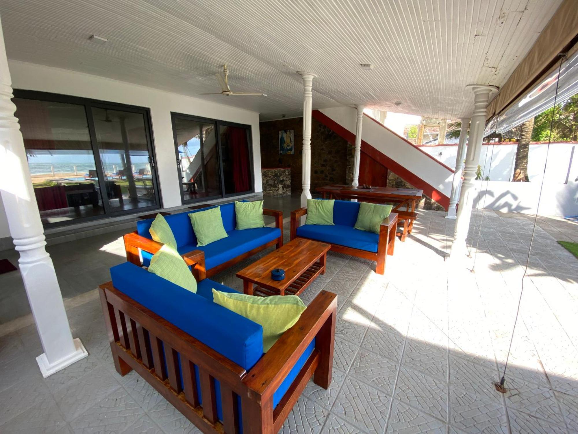 Tropical Beach House Hikkaduwa Εξωτερικό φωτογραφία
